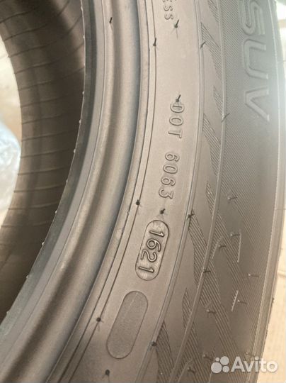 Nokian Tyres Hakkapeliitta 9 SUV 225/60 R17