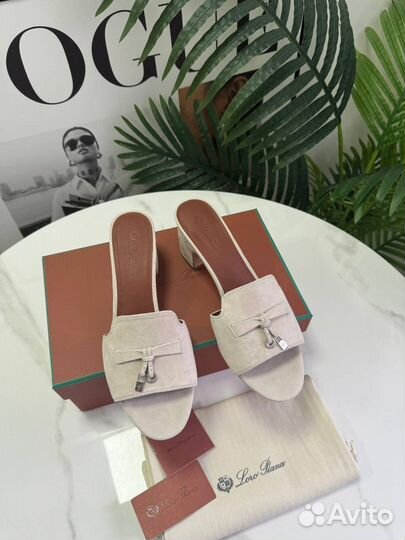 Босоножки Loro Piana, 39