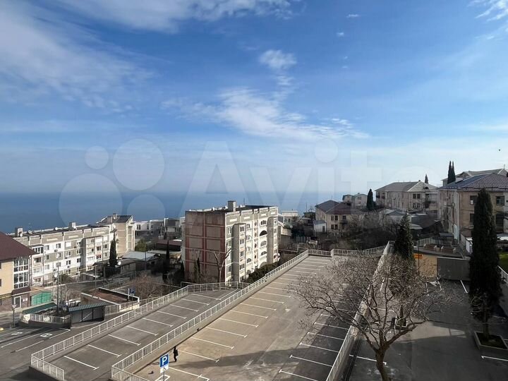 2-к. квартира, 64,7 м², 4/8 эт.