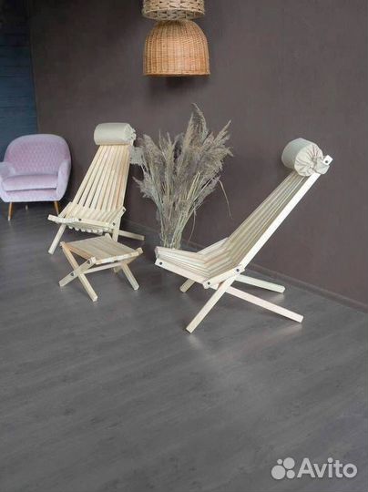 Лежаки для бассейна