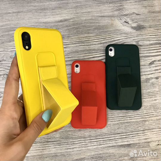 Накладка с подставкой для iPhone XR