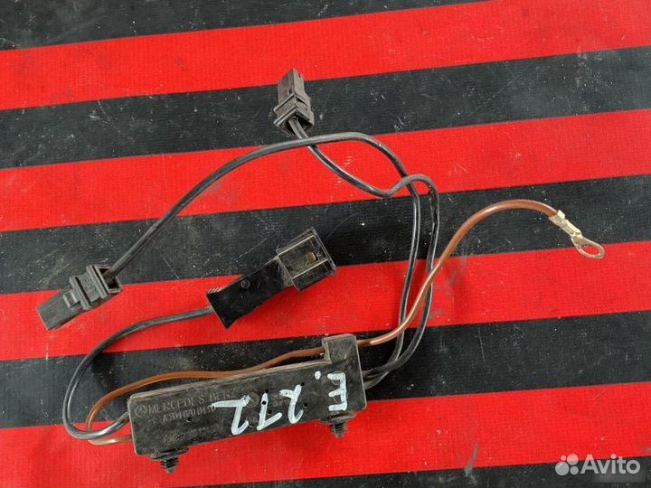 Усилитель антенны Mercedes E W212 2009 -2013