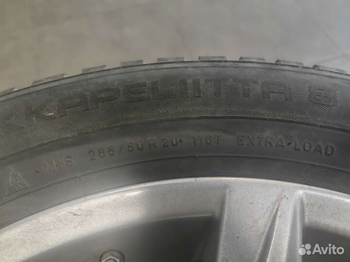 Nokian Tyres Hakkapeliitta 8 285/50 R20 116
