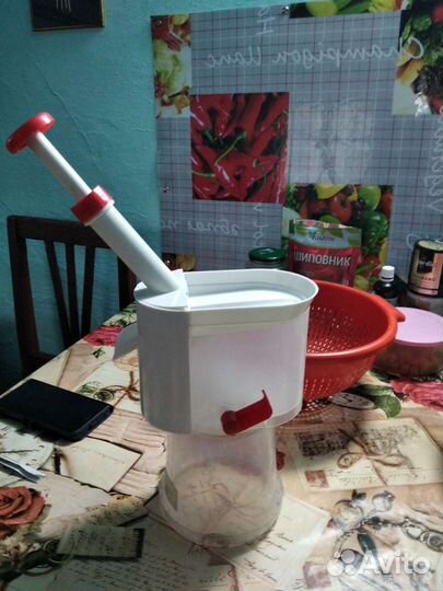 Машинка для удаления косточек