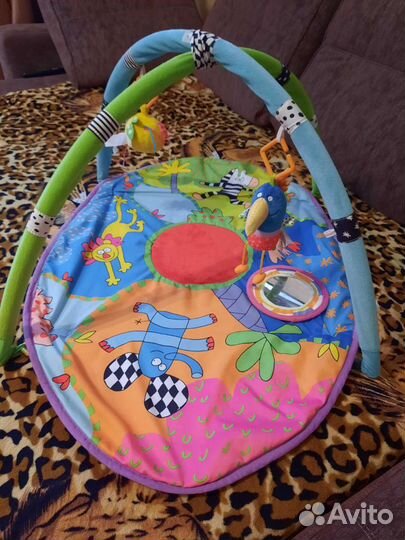 Развивающий коврик