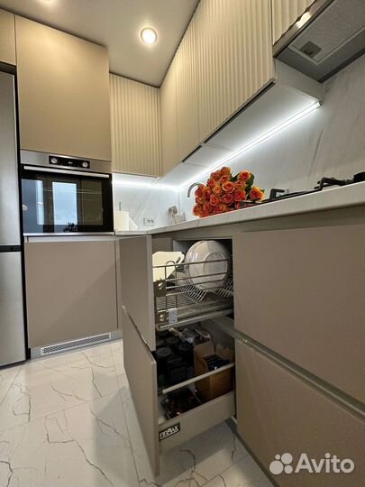 Прямая кухня на заказ. Производство