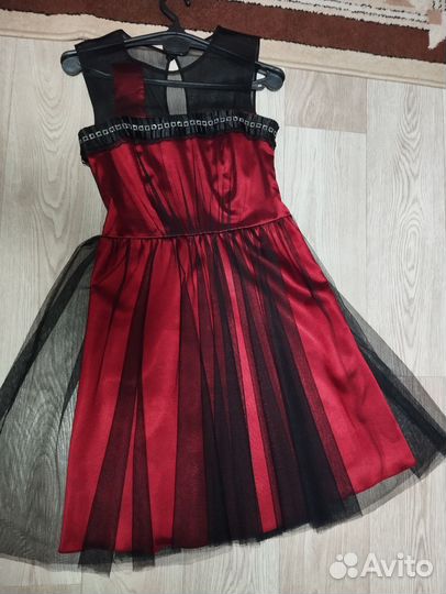 Вечернее платье