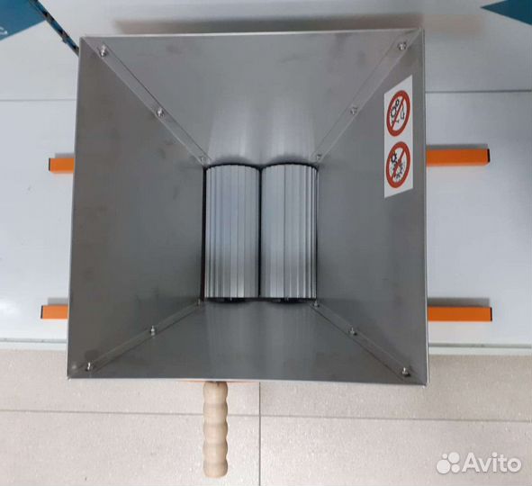 Давилка для винограда