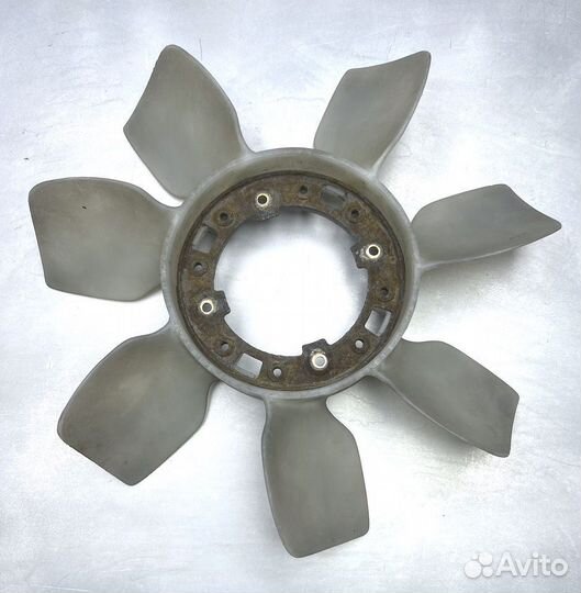 Тойота Превия Крыльчатка вискомуфты