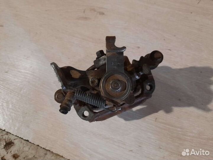 Суппорт задний левый Opel Mokka 4WD