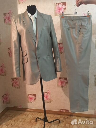 Костюм мужской