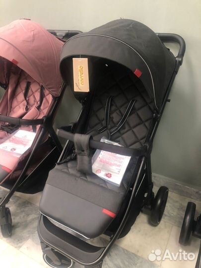 Коляска прогулочная Carello bravo red logo