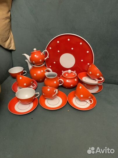 Сервиз чайный в горошек Дулево