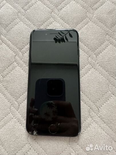 iPhone 8, 256 ГБ