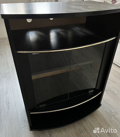 Тумба под телевизор