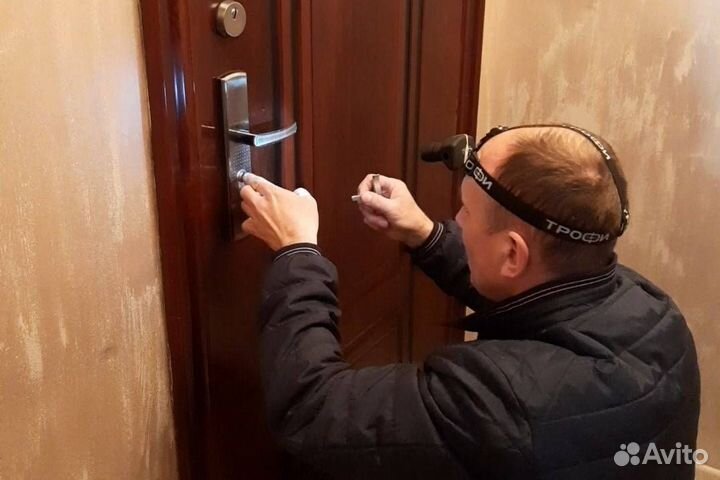 Вскрытие замков и Автомобилей 24/7 Замена замков