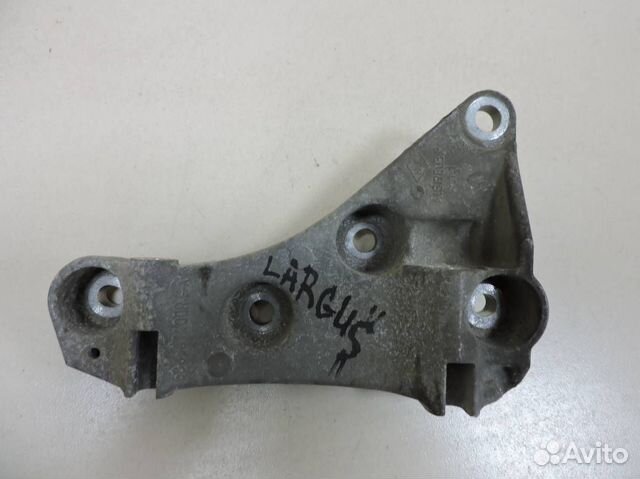 Кронштейн генератора LADA Largus 2012