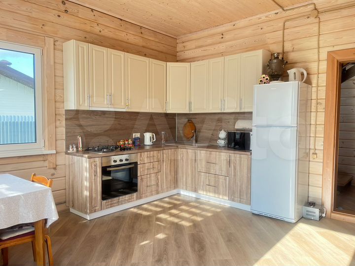 Коттедж 140 м² на участке 10 сот.