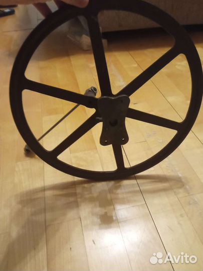 Приводное колесо для швейной машинки