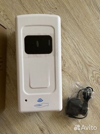 Автоматический Дозатор для мыла(антисептика)