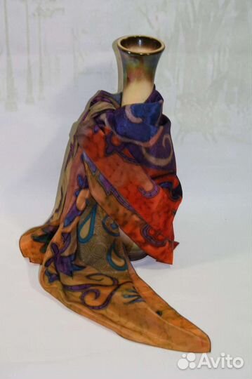 Платок с буквой 