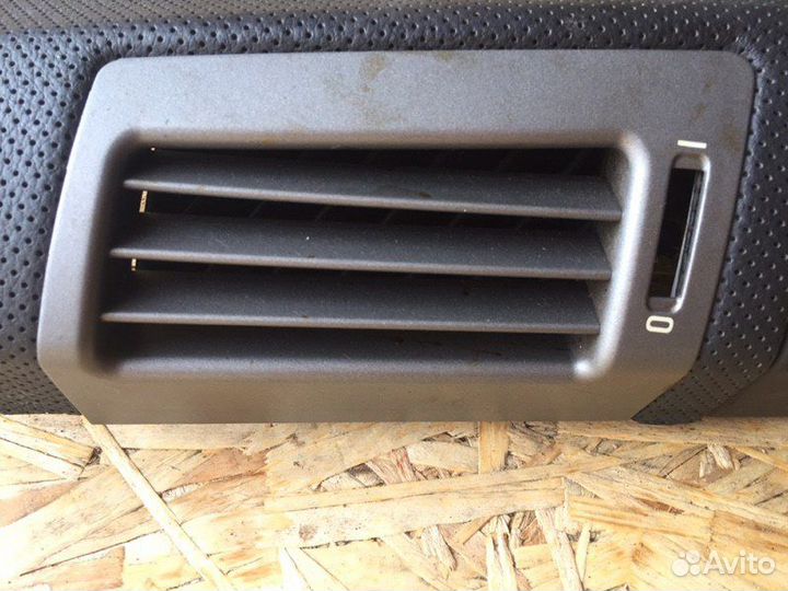 Обшивка стойки левая Bmw 7-Series E65 3.6 2002