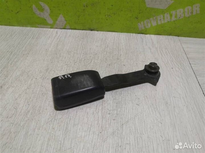 Ответная часть ремня безопасности Мазда 6