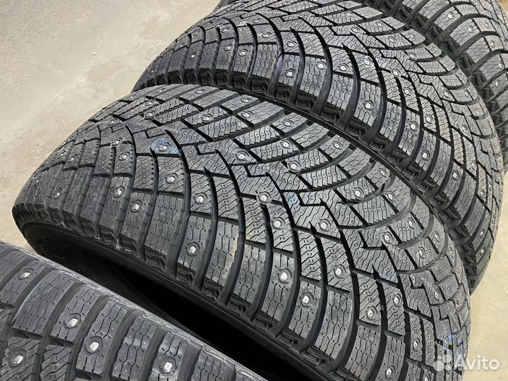 Pirelli Scorpion Ice Zero 2 245/50 R20 105T