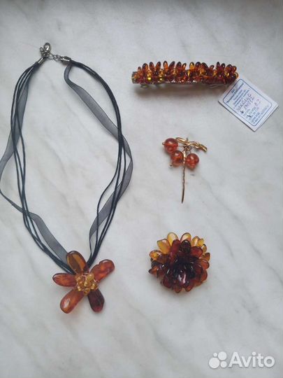 Украшения из натурального янтаря