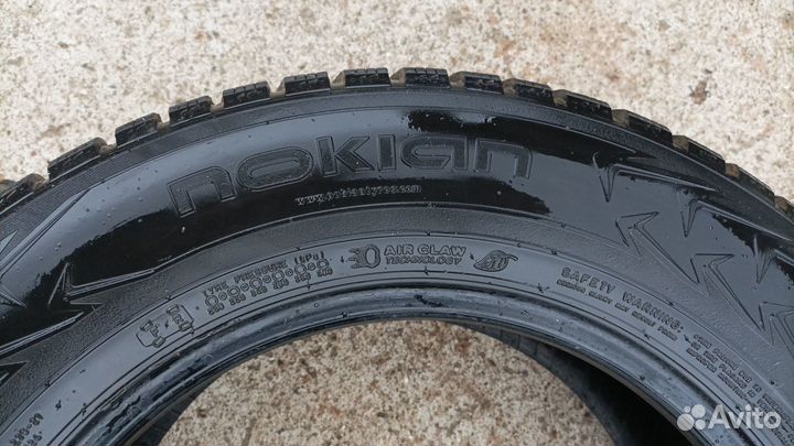 Nokian Tyres Hakkapeliitta 7 215/65 R16 T