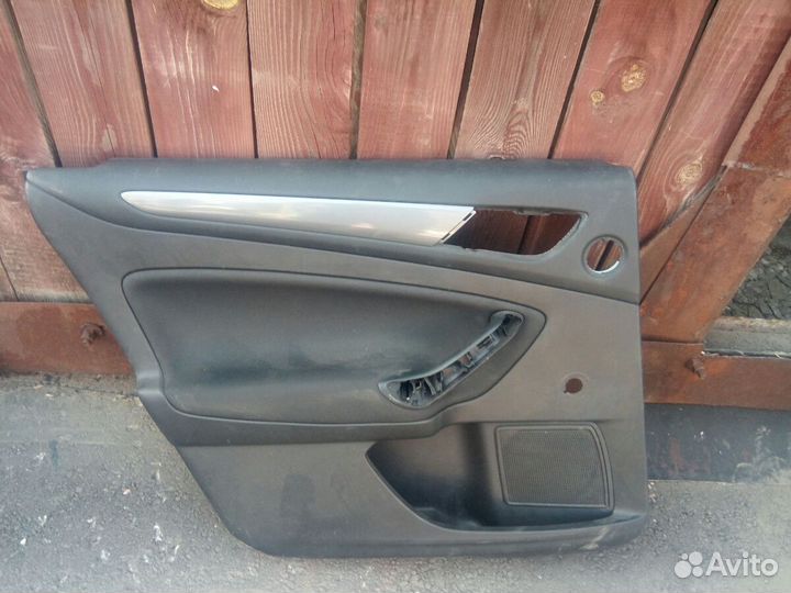 Обшивка двери задняя левая Ford Mondeo 4 2007-2015