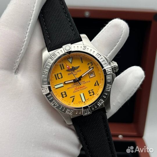 Часы Breitling avenger 45mm