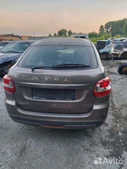 В разбор Лада Гранта 2020 год. Автомат