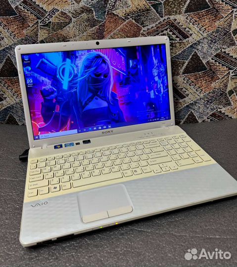 Ноутбук sony vaio core i3 /4Gb/ 750hdd