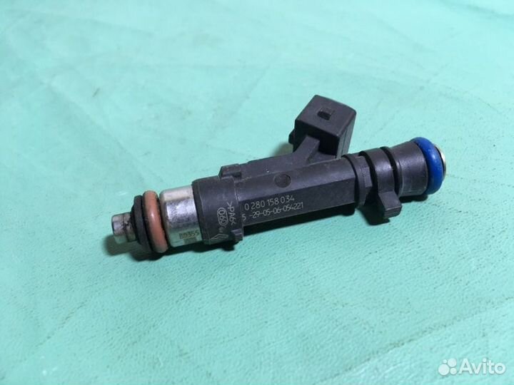 Форсунка топливная Renault Logan 1.4 2007