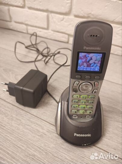 Радиотелефон panasonic