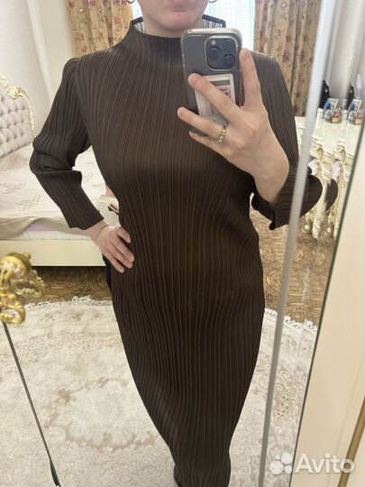 Платье плиссе