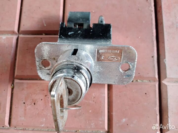 Замок багажника Ваз 2114