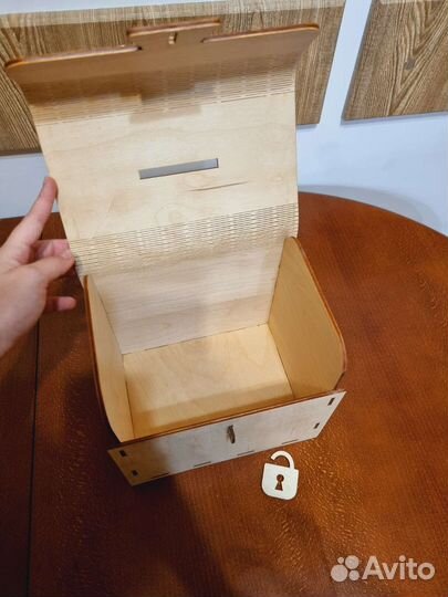 Деревянная копилка