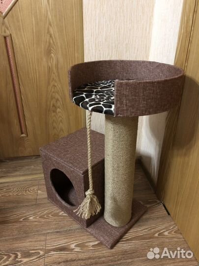 Когтеточки и домики для кошек