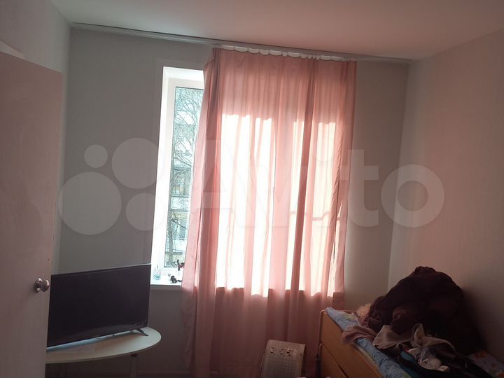 Комната 50 м² в 3-к., 4/5 эт.