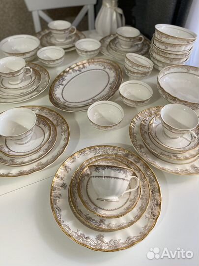 Столовый и чайный сервиз 39 предмемов