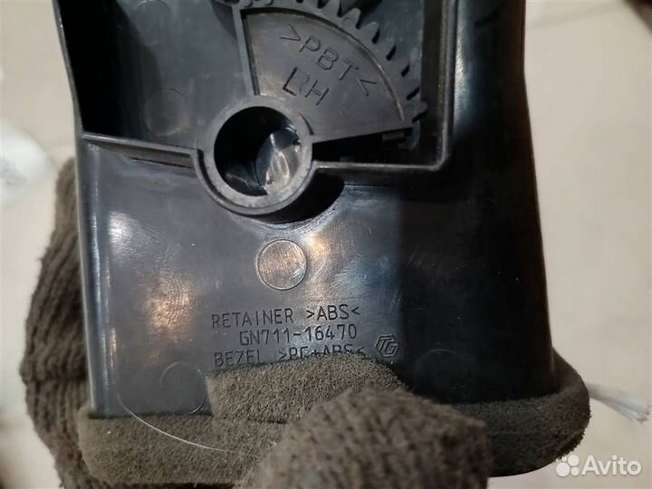 Дефлектор воздушный левый Toyota Camry XV40 2006