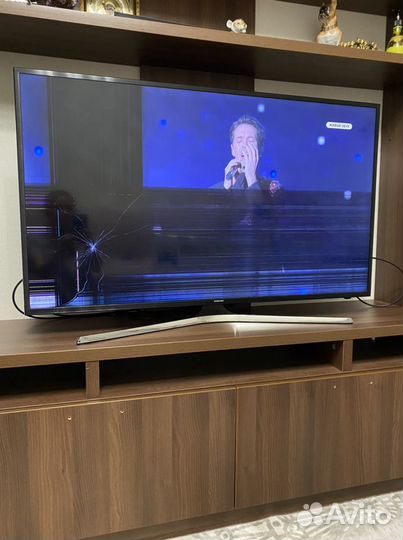 Телевизор Samsung 49