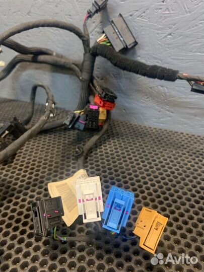 Проводка салона левая Bentley Continental Flying