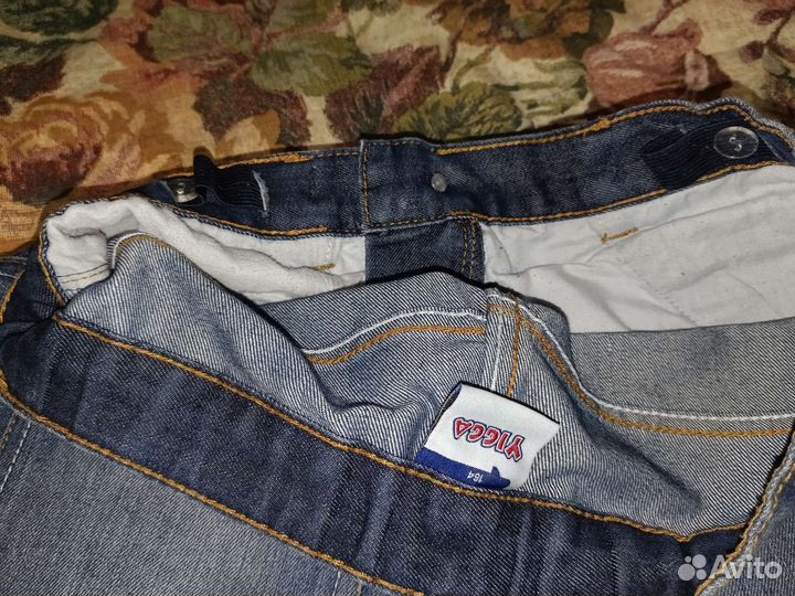 Джинсы разные