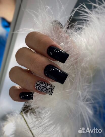 Маникюр в салоне на Николаева. Укрепление гелем