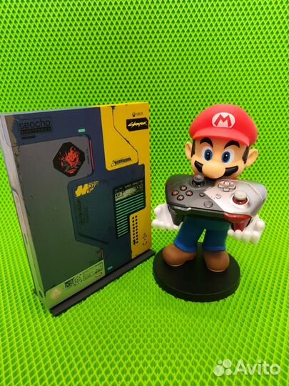 Xbox One X Cyberpunk 2077 Limited edition 1tb SSD