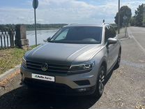 Volkswagen Tiguan 1.4 AMT, 2019, 50 300 км, с пробегом, цена 2 849 000 руб.