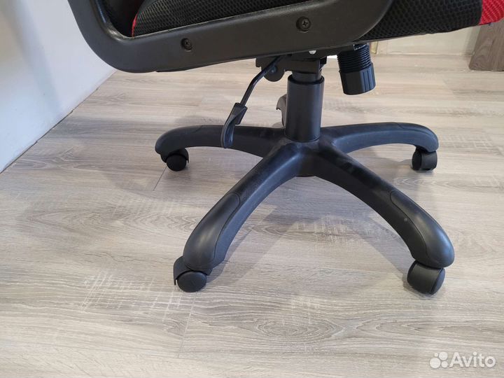 Компьютерное кресло бу